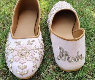 5 Ways to Restyle Your Dulhan Jutti
