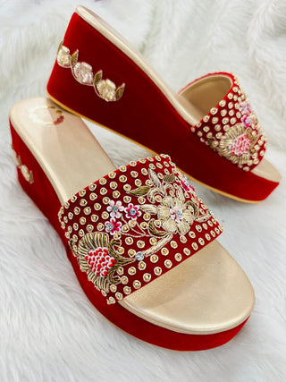 Vaari (Wedges)