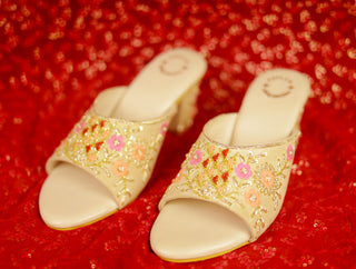 Phaanila (Heels)