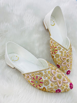 Karnikaarah (Jutti)